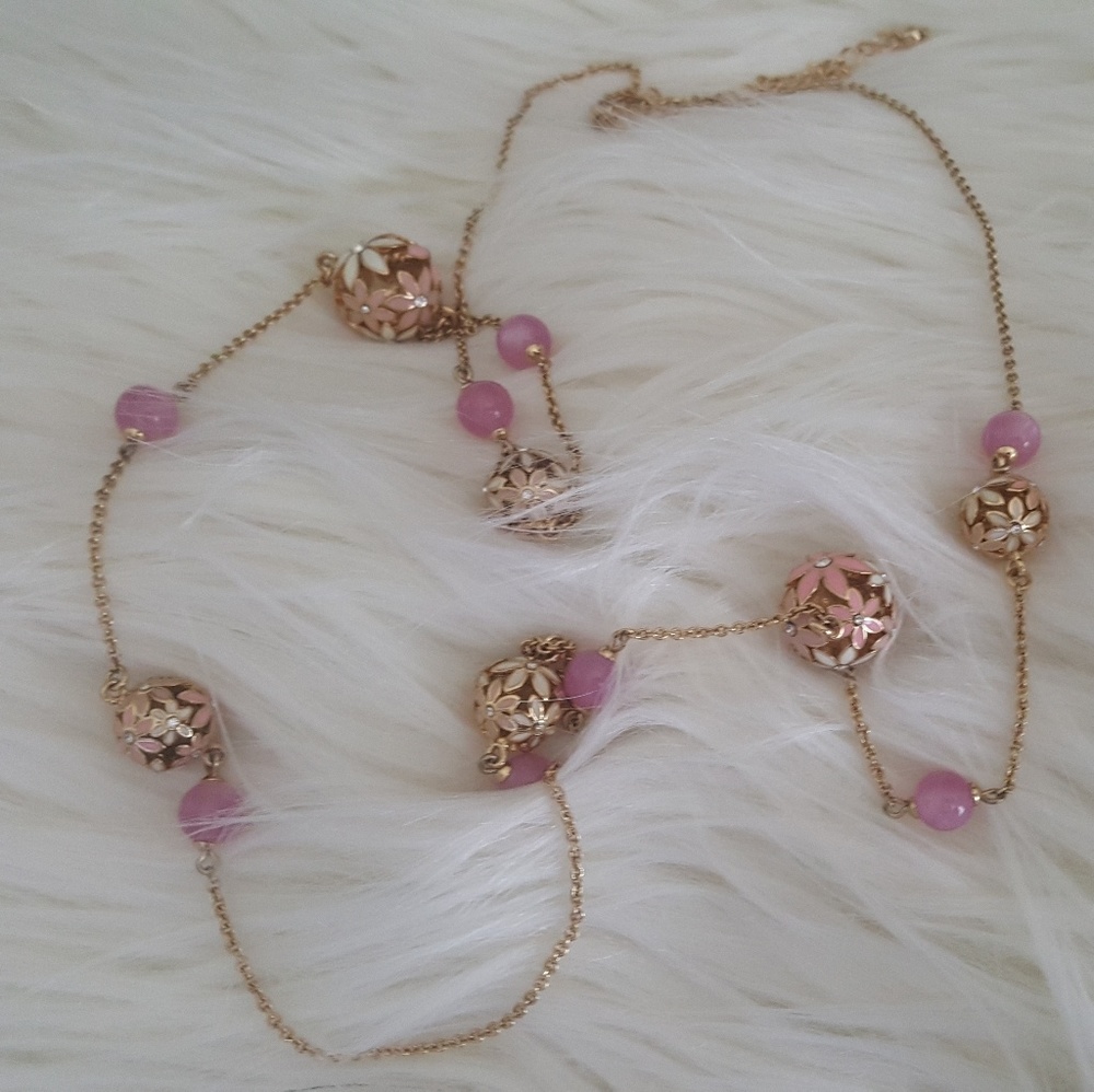 "SOLD" Kate Spade Pearl Flower Scatter Necklace - Picture 5 of 7